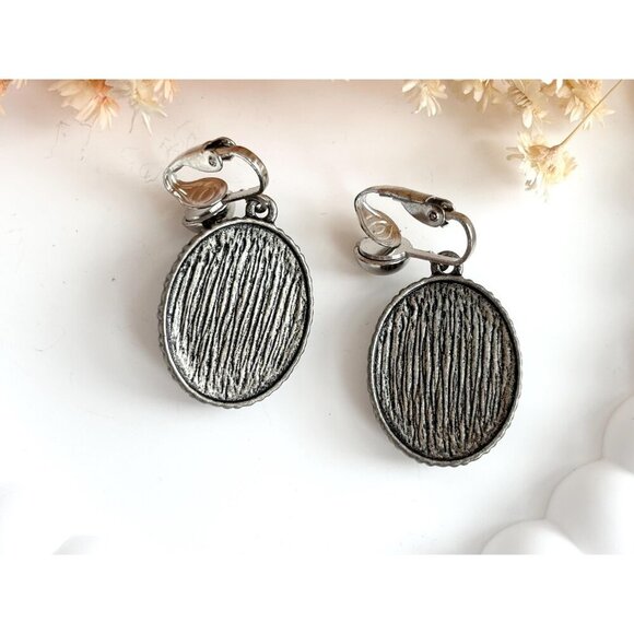 Silver Toned Faceted Oval Grey Rhinestone Halo Style Clip On Dangle Earrings - Picture 7 of 8